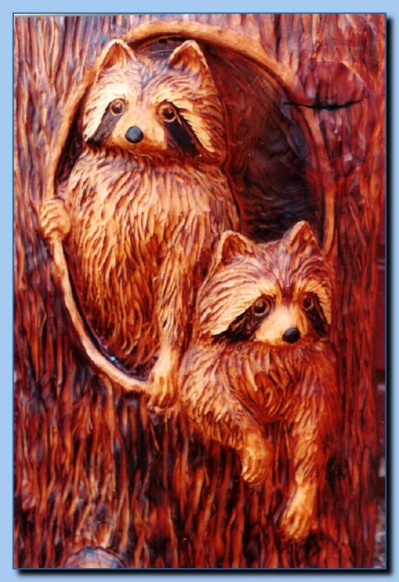 1-44 wall piece raccoon